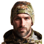 Bonnet  Traverse Beanie Optifade Subalpine Sitka sur visage